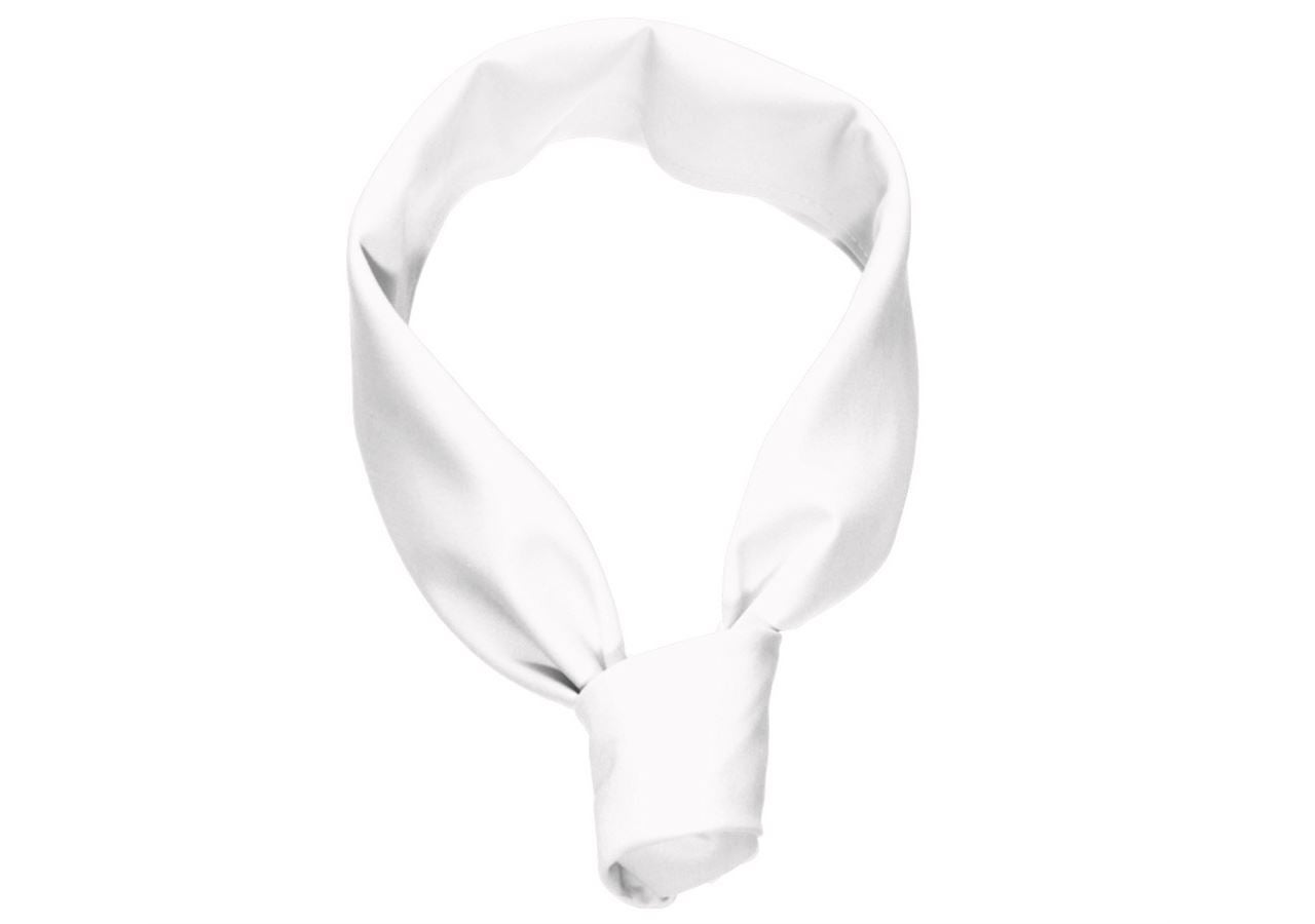 Accessories: Trekantet tørklæde + hvid