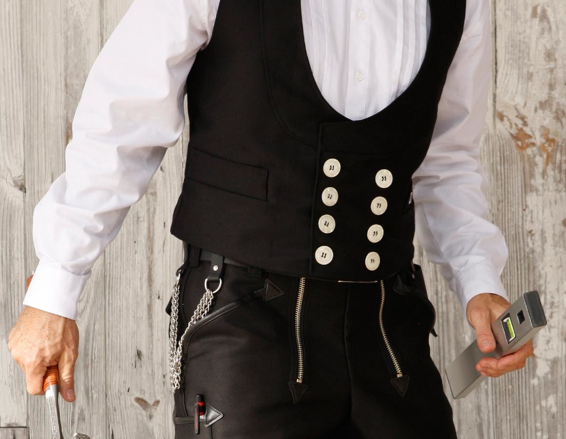 Accessories: Spare buttons for guild waistcoats