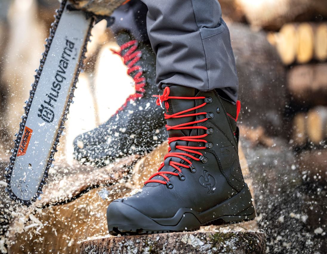 Footwear: S6 Forestry safety boots e.s. Kufstein high + black/straussred 2