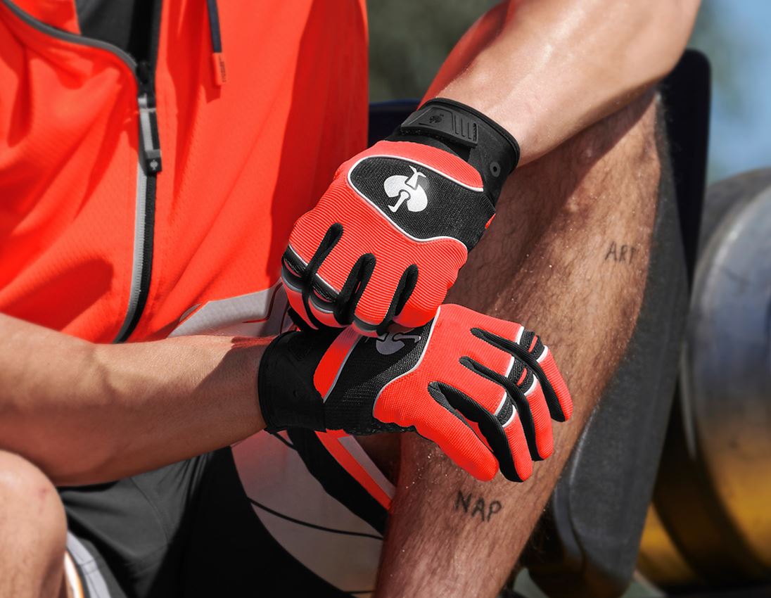 Personal Protection: Gloves e.s.ambition + black/high-vis red