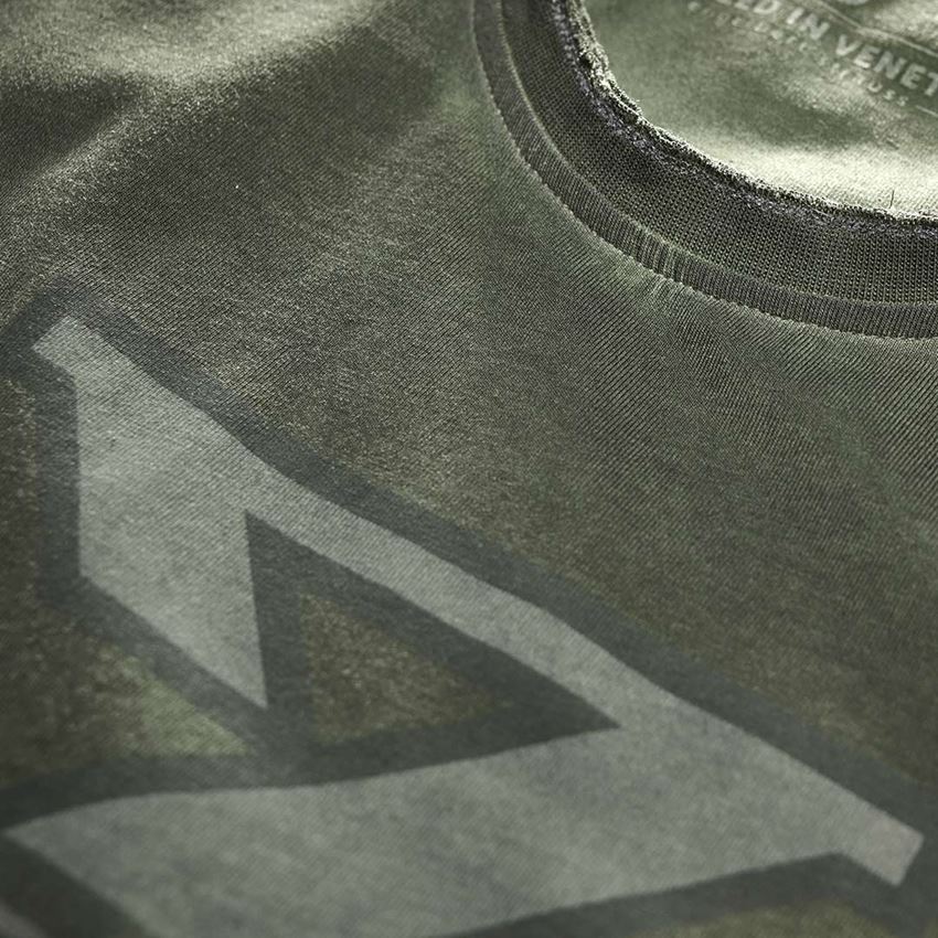 T-Shirts, Pullover & Skjorter: T-shirt e.s.motion ten + camouflagegrøn vintage 2