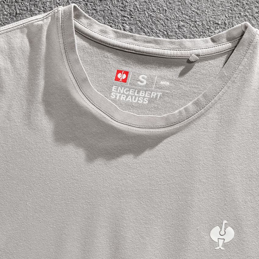 T-Shirts, Pullover & Skjorter: T-Shirt e.s.motion ten pure + opalgrå vintage 2