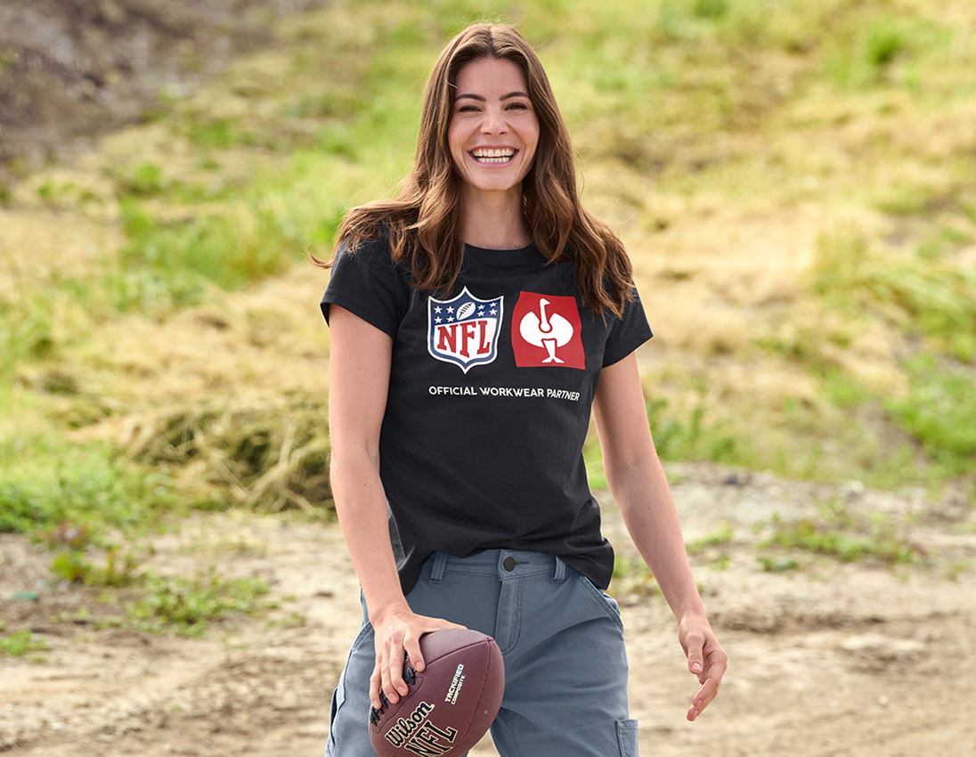 Clothing: NFL T-Shirt cotton, ladies + black 1