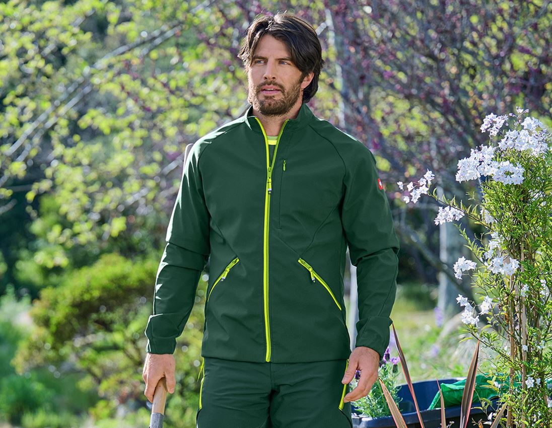 Clothing: Softshell jacket e.s.ambition + green/high-vis yellow