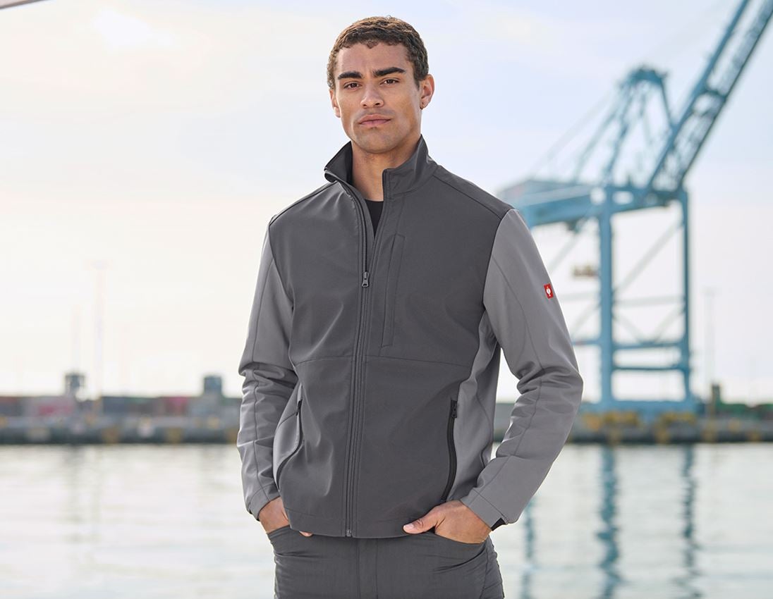 Clothing: Softshell jacket e.s.trail pure + carbongrey/basaltgrey