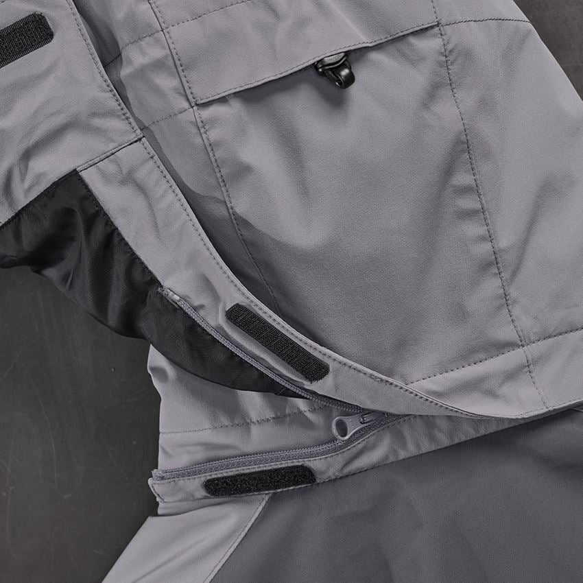 Clothing: Winter jacket e.s.trail pure + carbongrey/basaltgrey 2