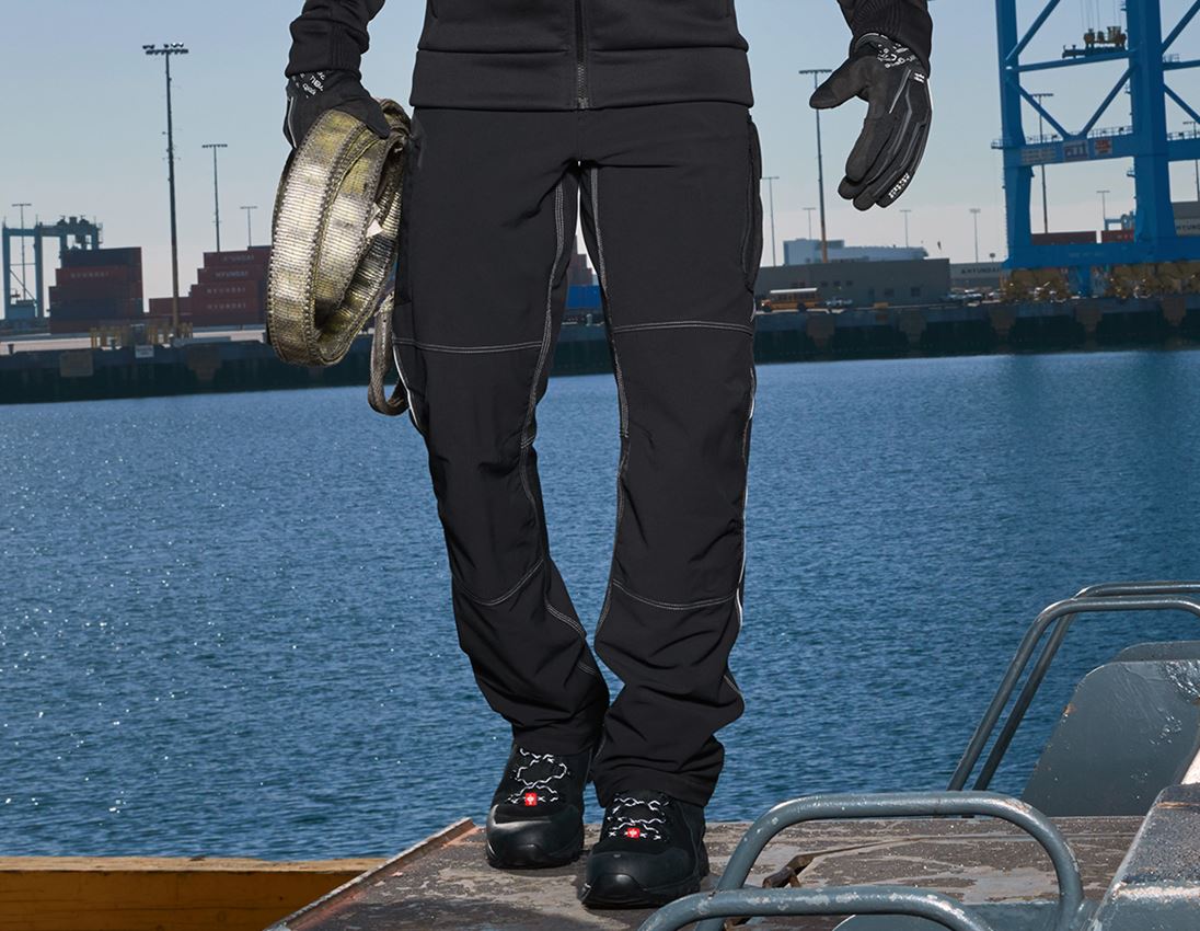 Joiners / Carpenters: Functional cargo trousers e.s.dynashield + black
