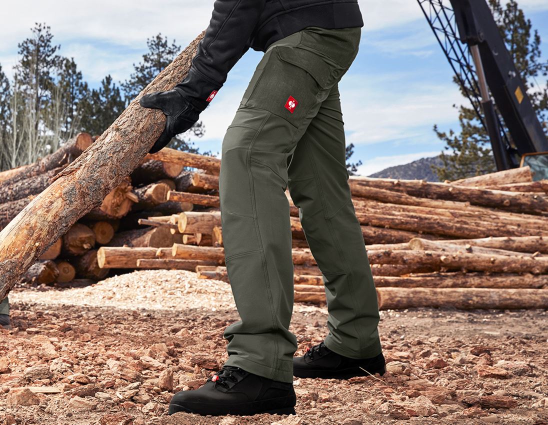 Plumbers / Installers: Functional cargo trousers e.s.dynashield solid + thyme