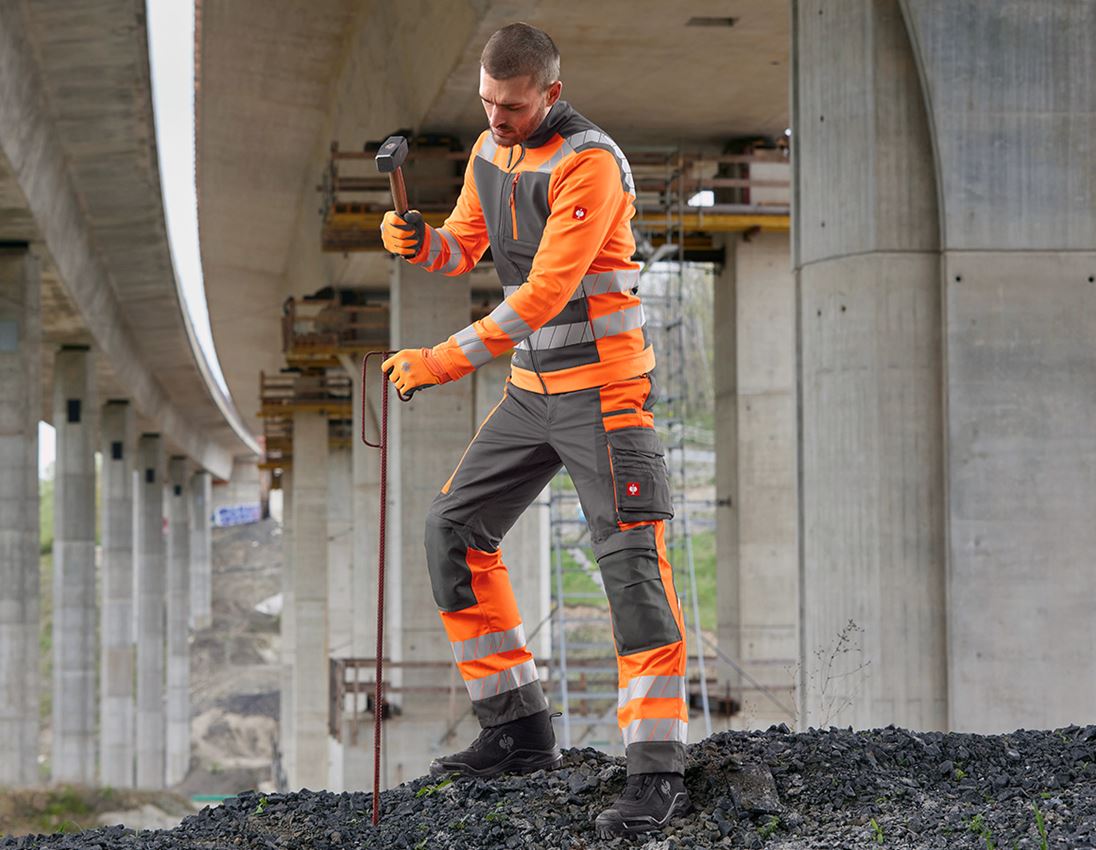 Beklædning: Advarselssoftshelljakke e.s.motion 24/7 + antracit/advarselsorange 5