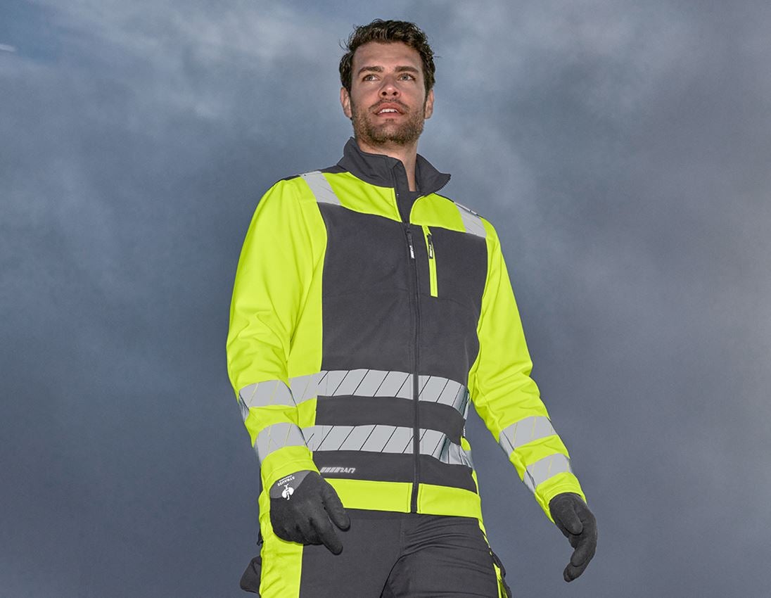 Clothing: High-vis softshell jacket e.s.motion 24/7 + anthracite/high-vis yellow