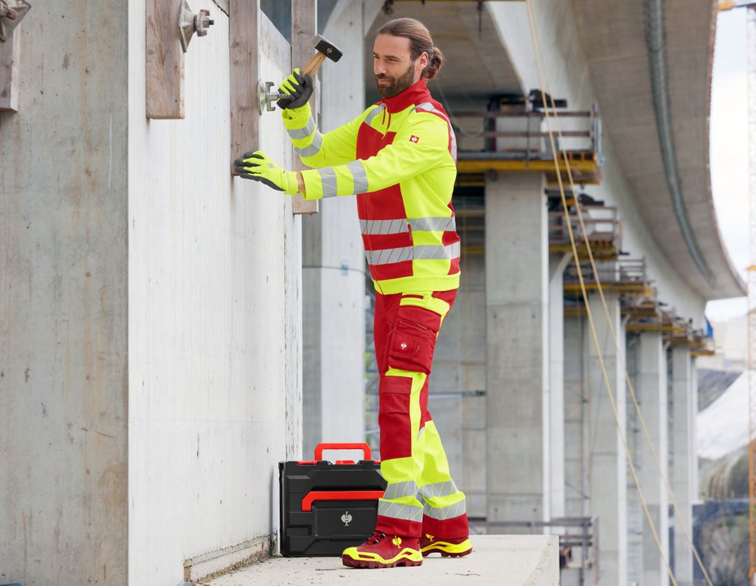 Clothing: High-vis trousers e.s.motion 24/7 + red/high-vis yellow 3