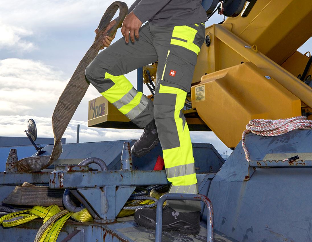 Clothing: High-vis trousers e.s.motion 24/7 + anthracite/high-vis yellow 3