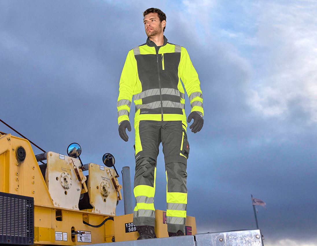 Clothing: High-vis trousers e.s.motion 24/7 + anthracite/high-vis yellow 9