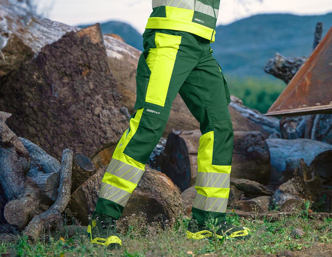 Clothing: High-vis trousers e.s.motion 24/7 + green/high-vis yellow 9