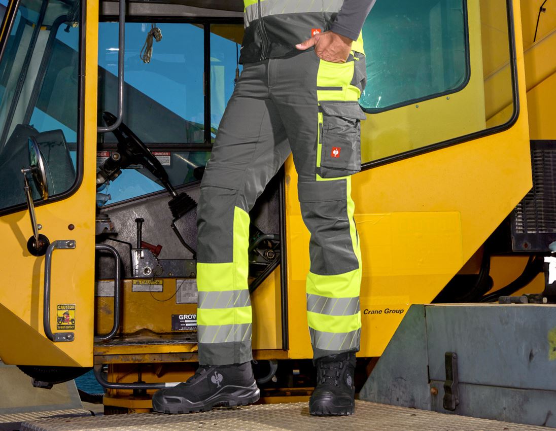 Clothing: High-vis trousers e.s.motion 24/7 + anthracite/high-vis yellow