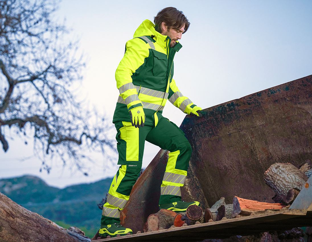 Clothing: High-vis winter softshell jacket e.s.motion 24/7 + green/high-vis yellow 2