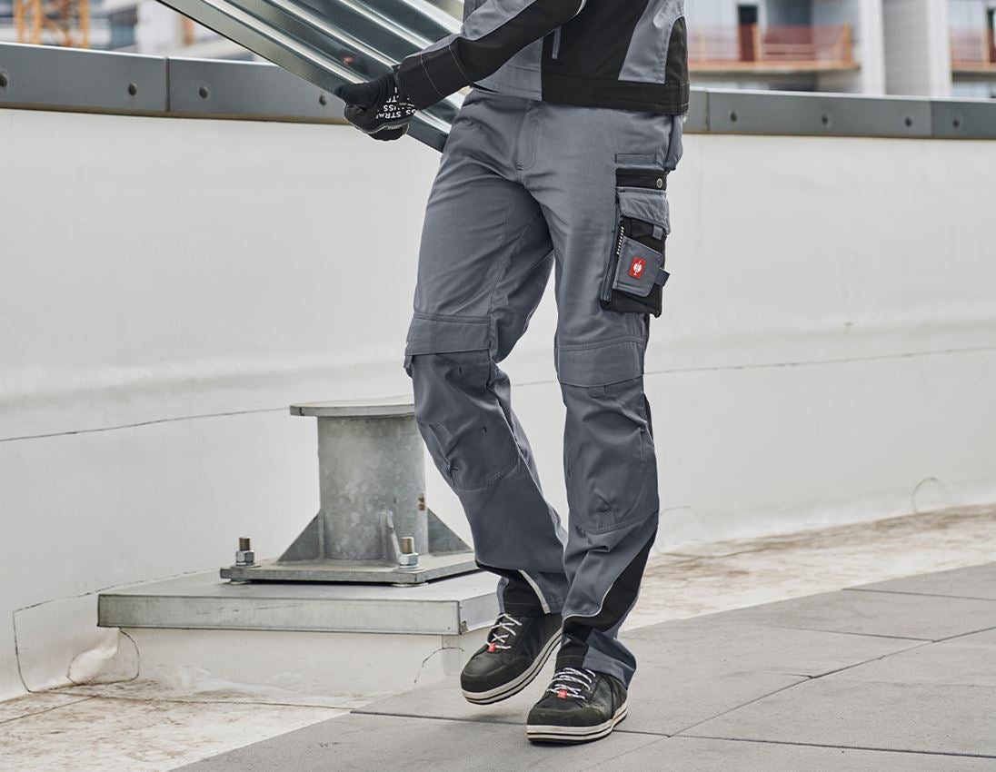 Plumbers / Installers: Trousers e.s.motion + grey/black
