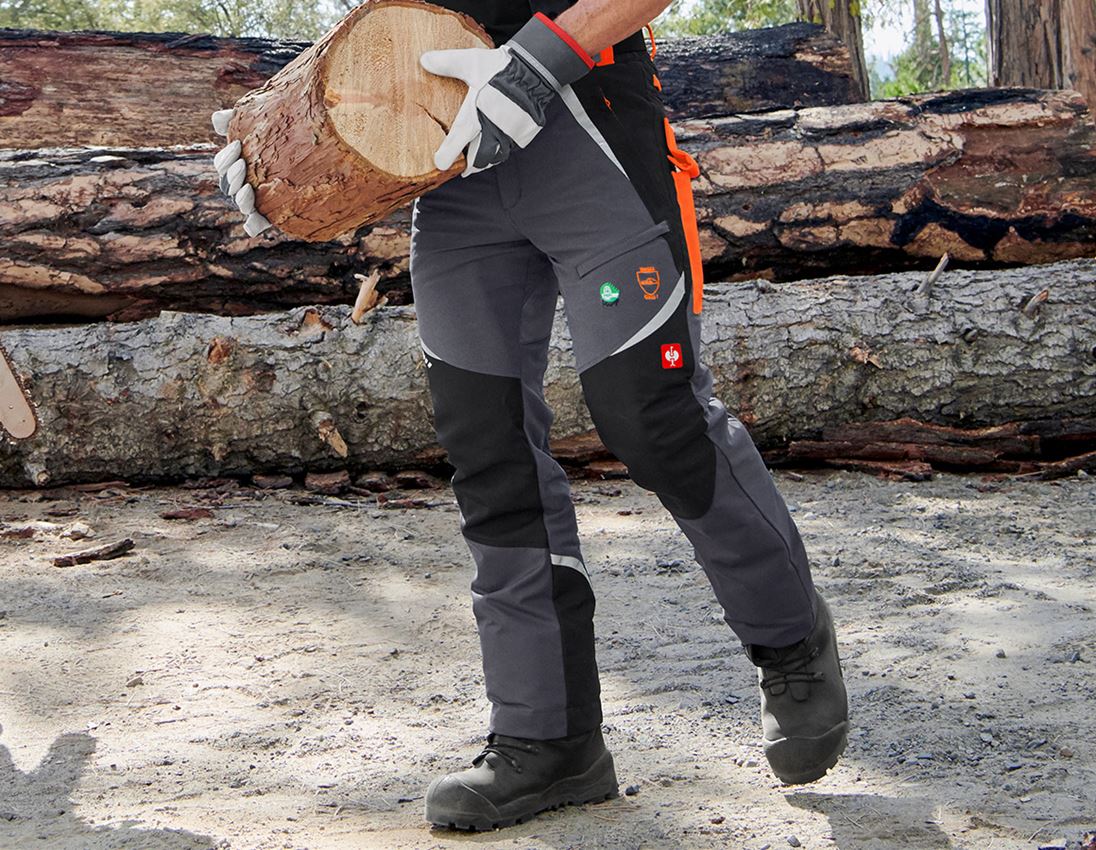 Beklædning: SÆT: e.s.skovbukser med skærebeskyttelse KWF+hjelm + grå/advarselsorange