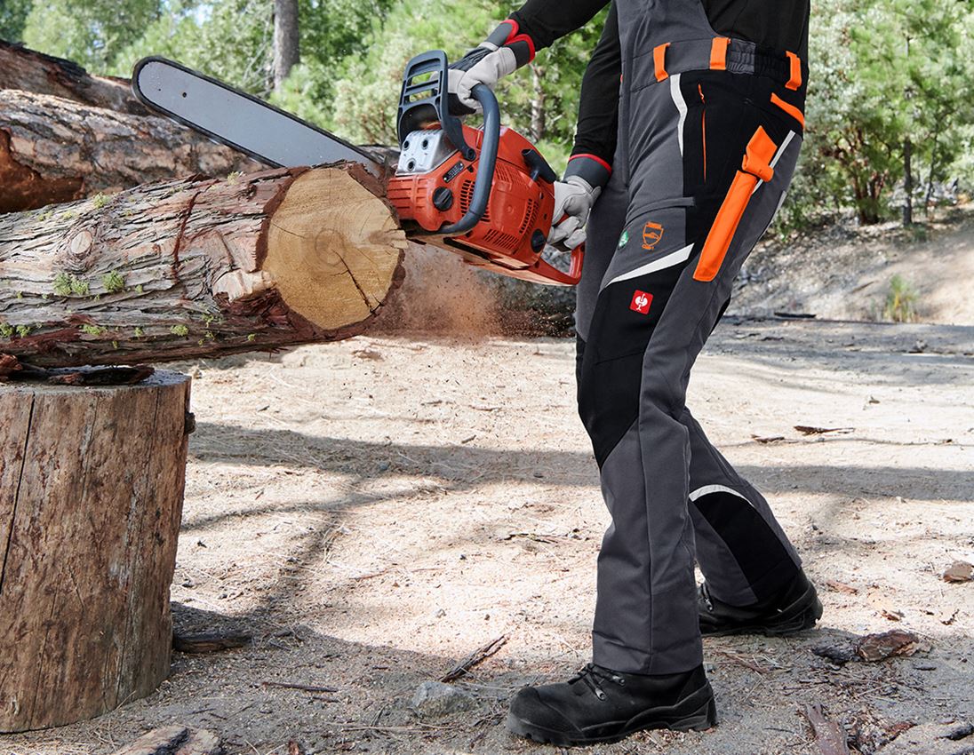 Sikkerhedstøj skovbrug / motorsav: e.s. skovoverall med skærebeskyttelse, KWF + grå/advarselsorange 1