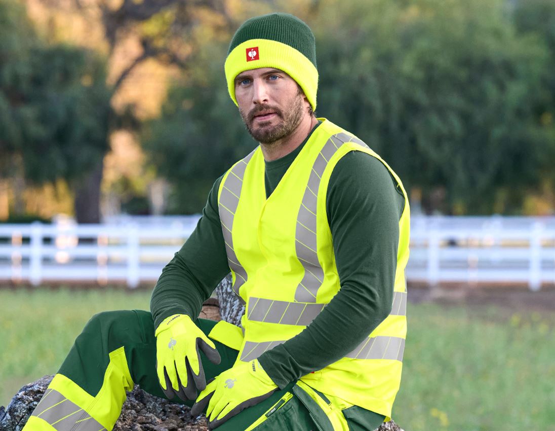 Clothing: Knitted cap e.s.motion 24/7 + green/high-vis yellow 1