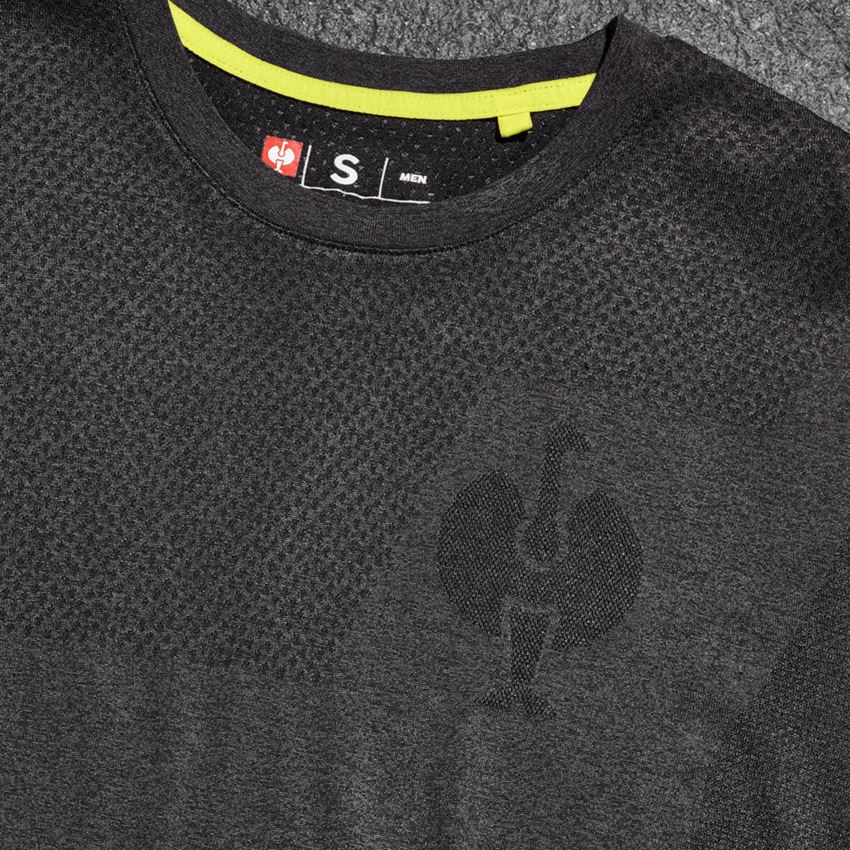T-Shirts, Pullover & Skjorter: T-Shirt seamless e.s.trail + sort meleret 2