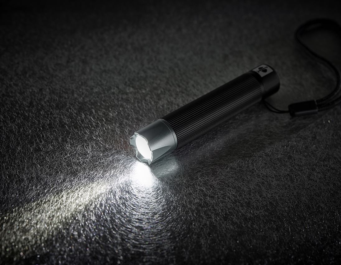 Lamper | lys: e.s. LED-stavlommelygte FL1+